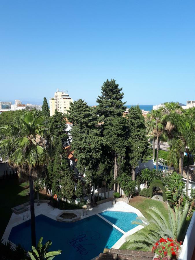 Ola Blanca Apartment Торемолинос Екстериор снимка