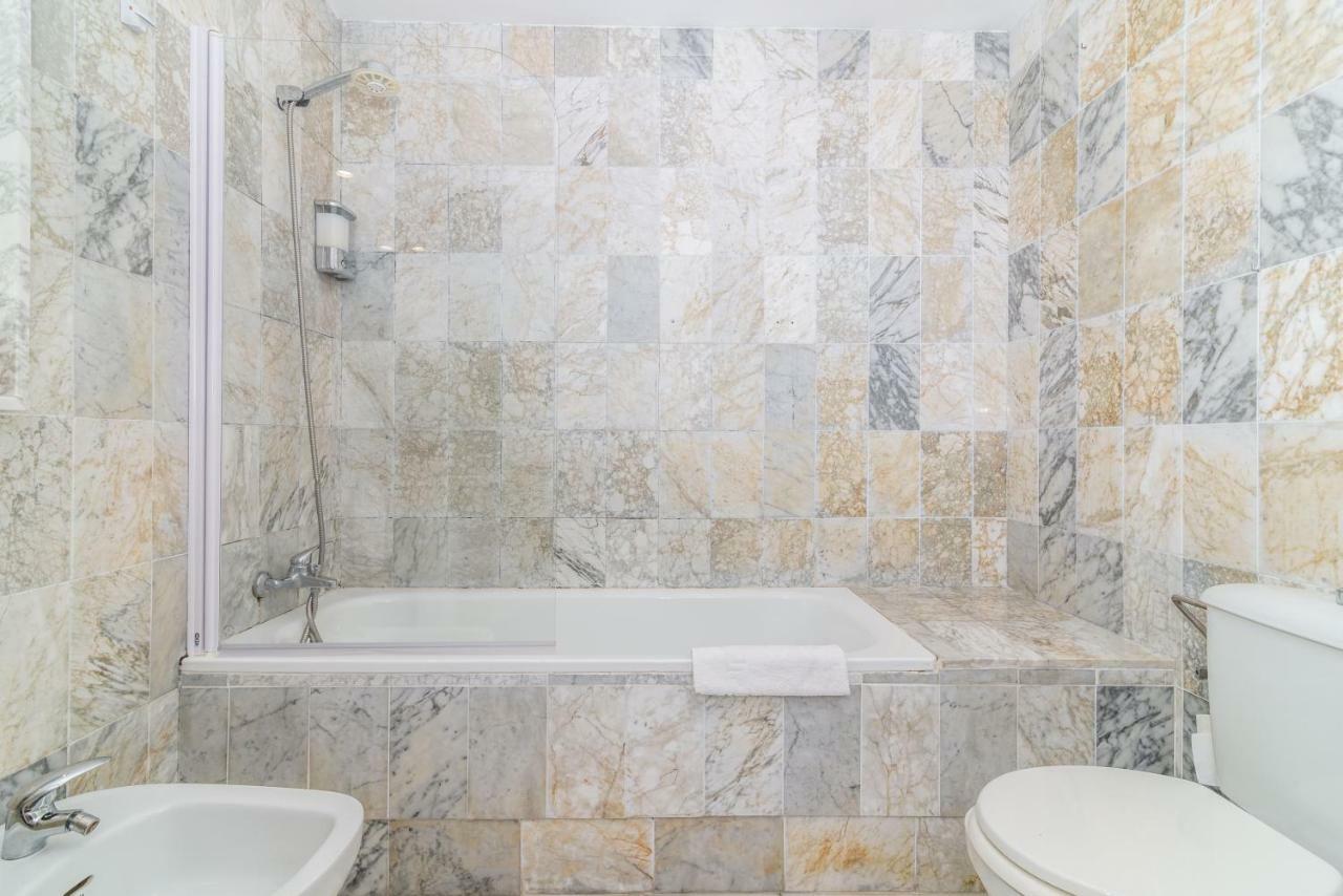 Ola Blanca Apartment Торемолинос Екстериор снимка