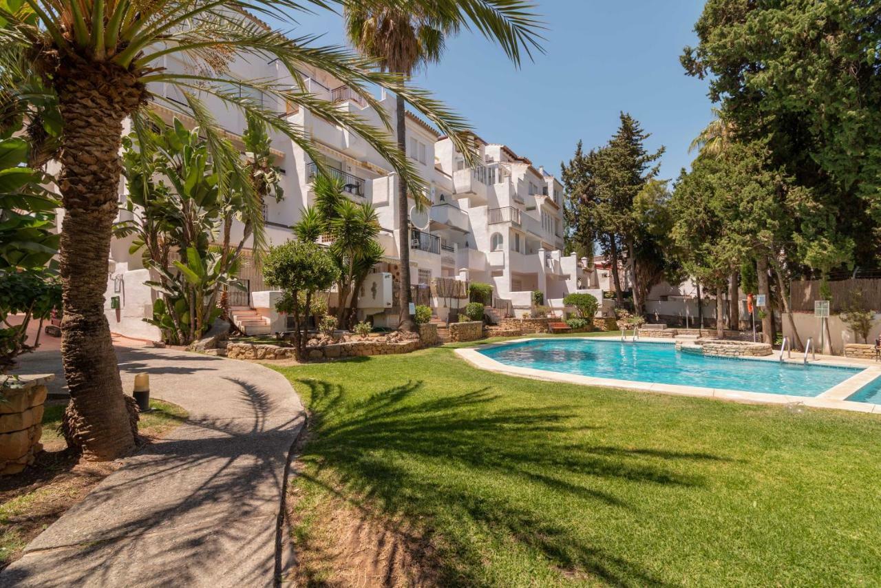 Ola Blanca Apartment Торемолинос Екстериор снимка