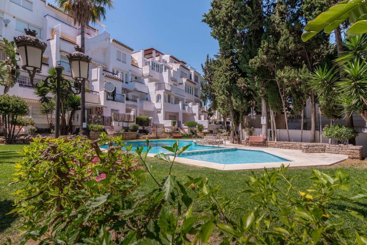 Ola Blanca Apartment Торемолинос Екстериор снимка